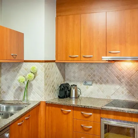 Apartment Up *